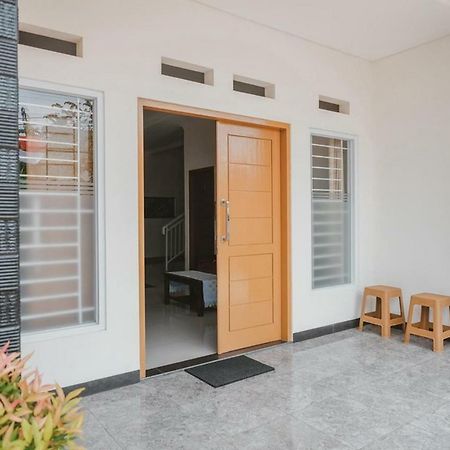 Reddoorz Syariah Near Pahoman Stadium Lampung Bandar Lampung Ngoại thất bức ảnh