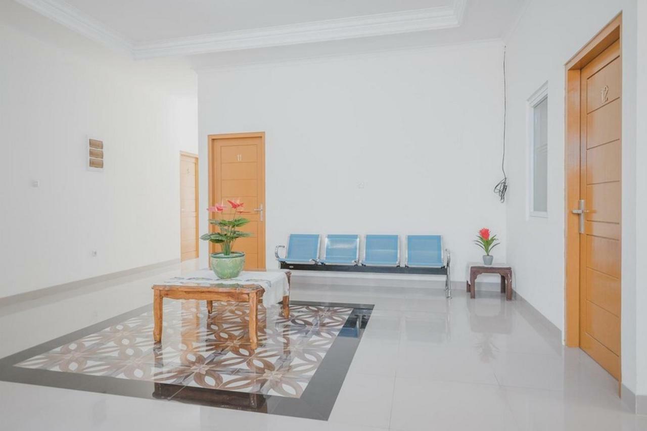 Reddoorz Syariah Near Pahoman Stadium Lampung Bandar Lampung Ngoại thất bức ảnh