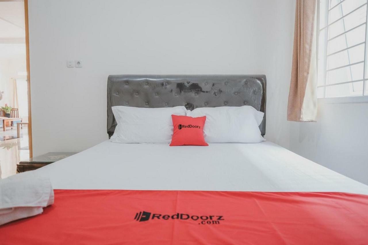 Reddoorz Syariah Near Pahoman Stadium Lampung Bandar Lampung Ngoại thất bức ảnh